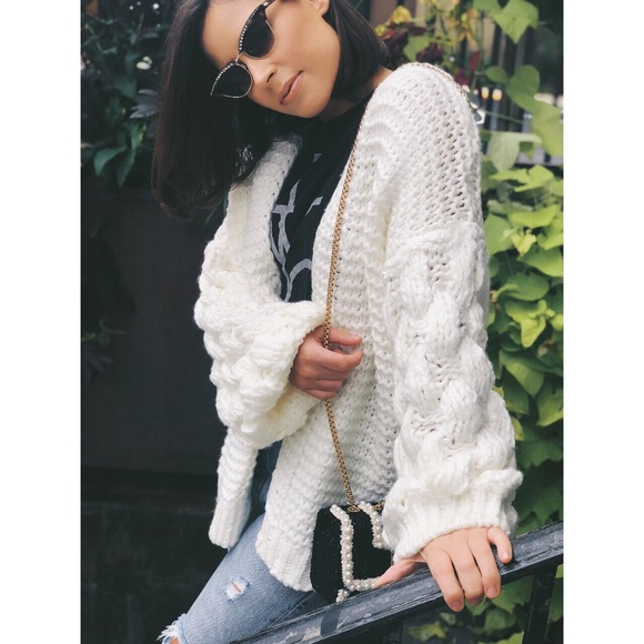 Last 1✨Presley Cream Knit Puff Sleeve Cardigan - Picture 6 of 7